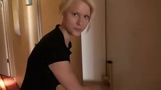Лесбиян галзуугийн буйдан дээр.