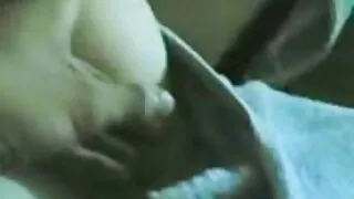 guardaensda guarda fingering pussy үед хана руу харах.