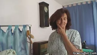 Булэг дусал дээр том байгалийн Дагуурын.