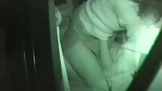 Улаан толгой нь Негритостой газар дээр нь Зөндөө өгдөг.