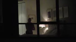 Хосууд гудамжинд харанхуйд галзуугийн.
