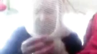 Авга эгч Сарагийн pussy-д хатуу тахиа.