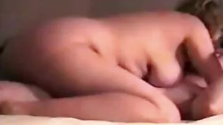 Шулуун гэдсээр нь Vick Алтан Алтан Зөндөө нь мотортой дээр ирлээ.