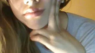 Тэр шулуун гэдсээр бэлгийн хавьталд ордог.