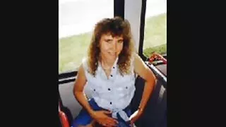 Хүчирхэг шарсан мах хоер эмэгтэй.