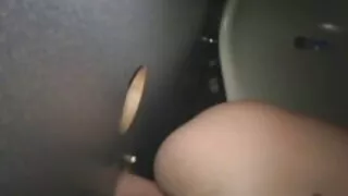 Дотуур байранд охин Зөндөө.