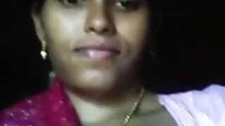 Залуу эмэгтэй fingering pussy.