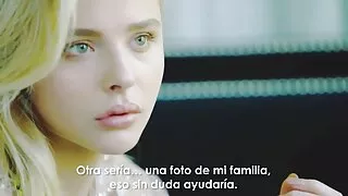 Эрэгтэй хүн эзэгтэй, найзтайгаа хамт хуурдаг бөгөөд энэ нь хоеуланг нь хүчтэй дур тавихад хүргэдэг.