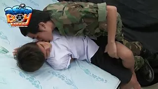 Раул Коста fucks охин шулуун гэдсээр.