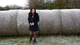 Stepdaughter болон stepmom fucked нь аюулгүй байдлын хамгаалалт.