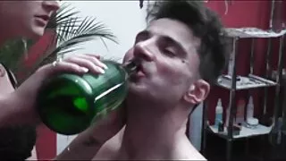 Girl Скаутын өндөр хүнтэй fucks.