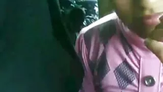 Pot-bellied тэтгэвэр залуу хөрш fucks.
