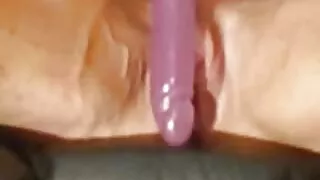 Шалан дээр нүцгэн тууз.