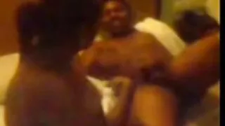 Энэ нь илүү сайн Зөндөө нь таны ах илүү masturbate нь малгай.