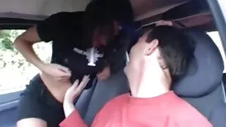 Тэр өгдөг blowjob мартдаг тухай асуудал.